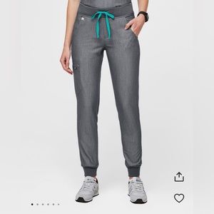 Women’s Graphite Zamora - Tall Jogger Scrub Pants. Size Large.